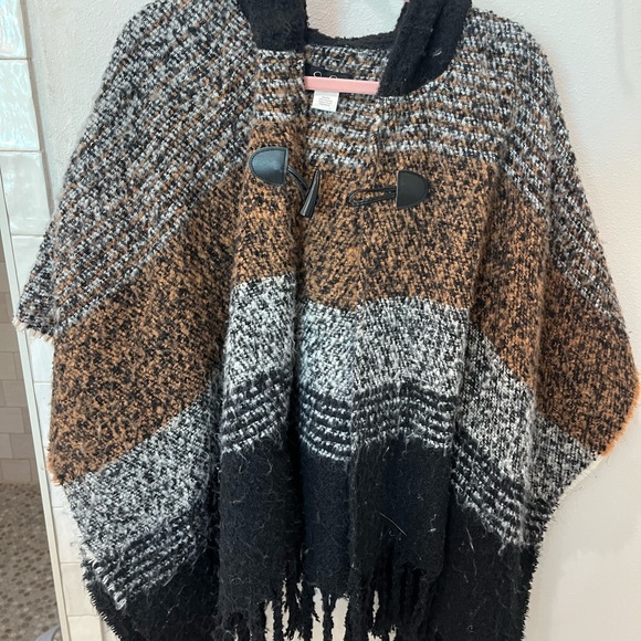 Jessica Simpson Black and Brown Plaid Poncho - Picture 1 of 3